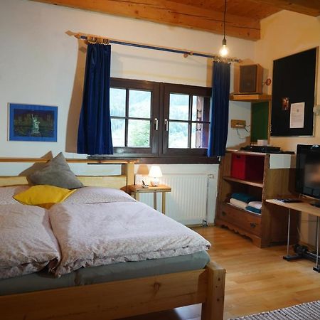 Wohnstudio In Umgebauter Scheune Altlassing Екстериор снимка