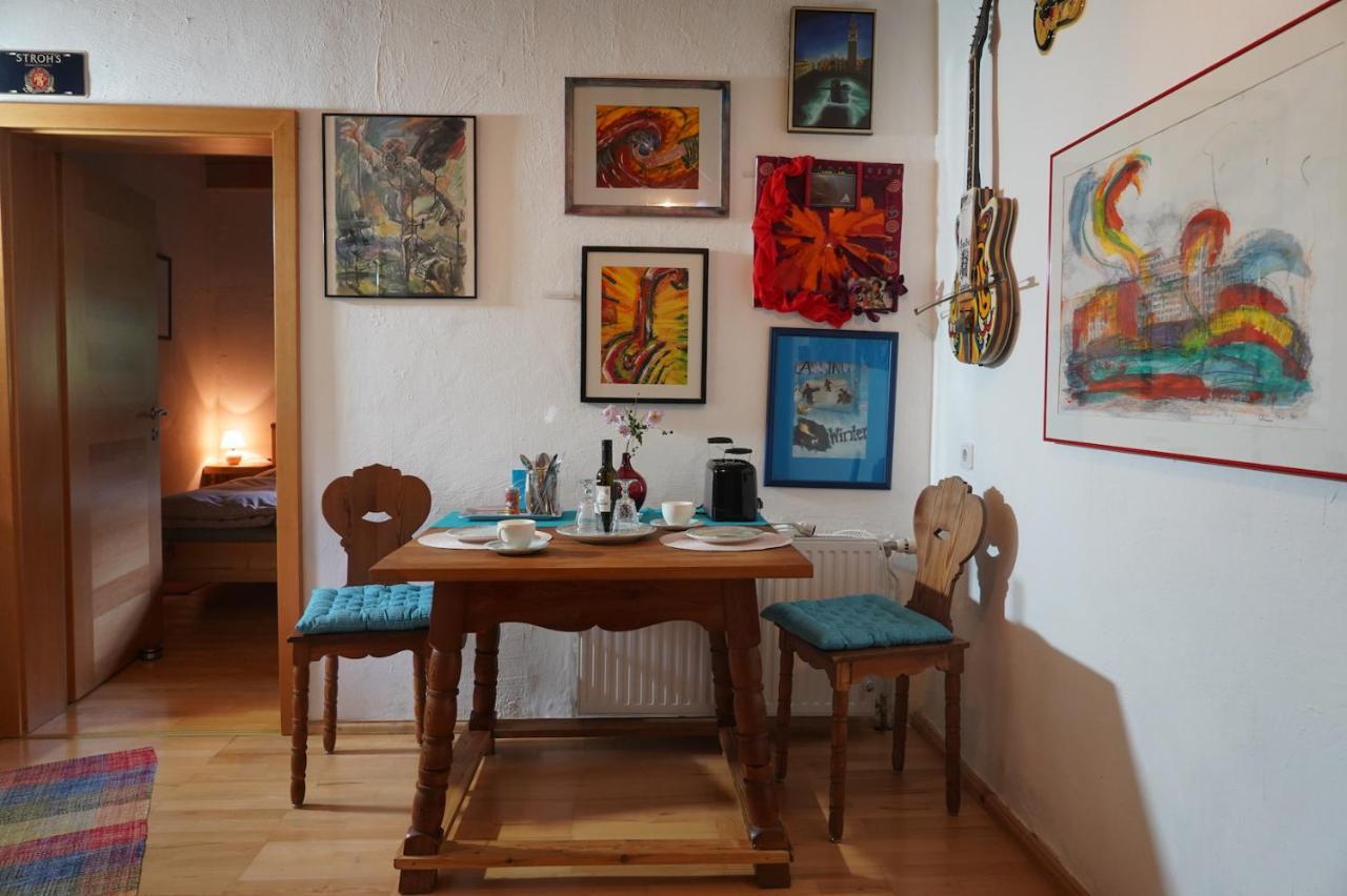 Wohnstudio In Umgebauter Scheune Altlassing Екстериор снимка